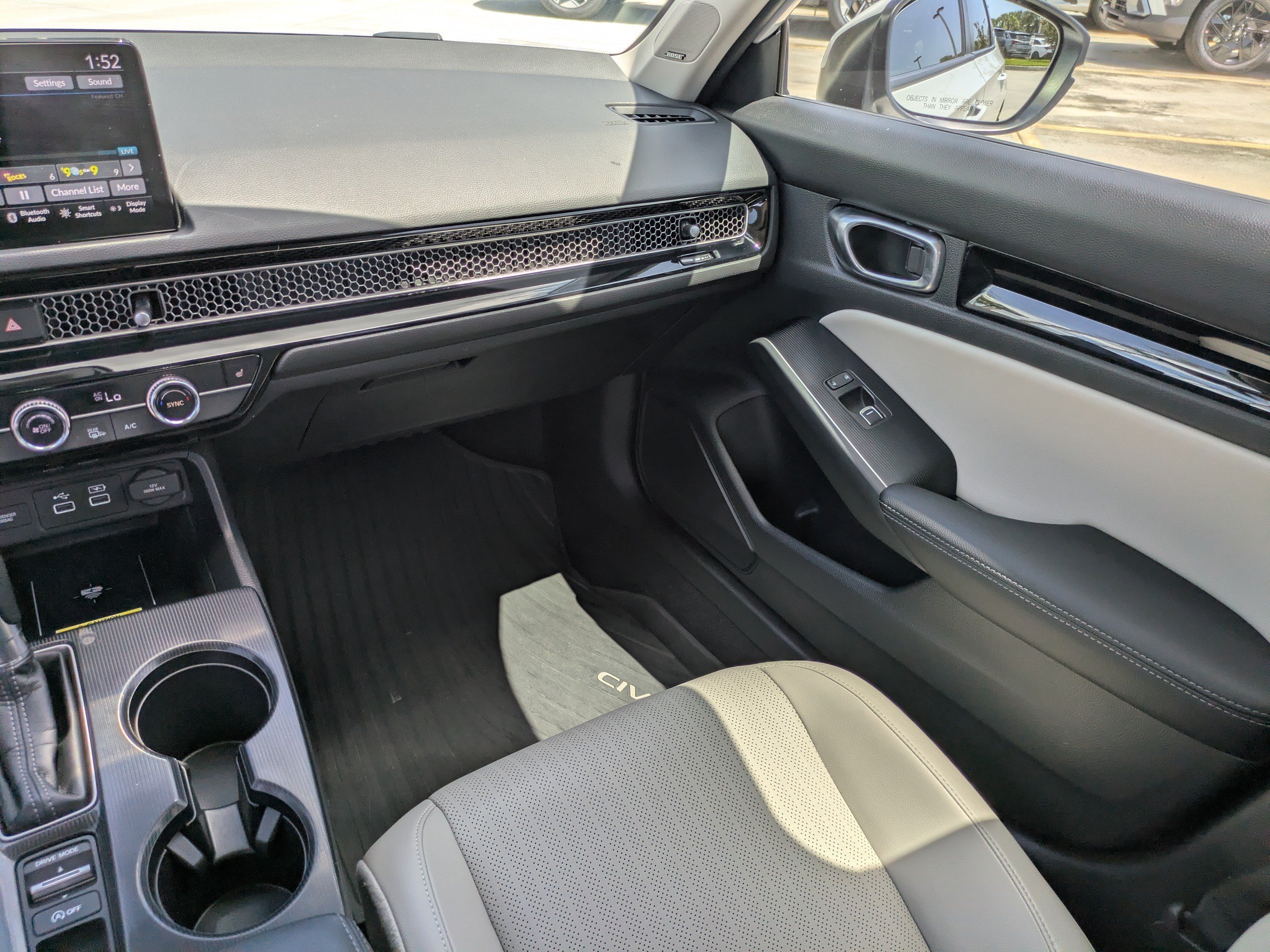 2023 Honda Civic Touring - Photo 15