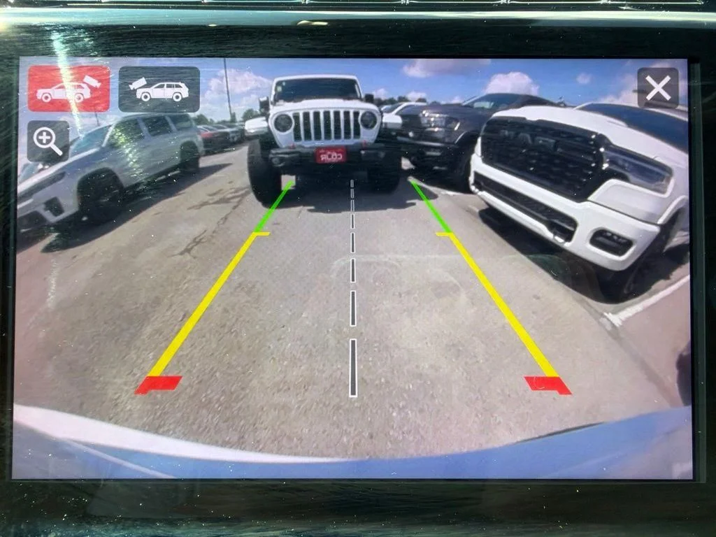Used 2024 White Jeep Summit Reserve image 39