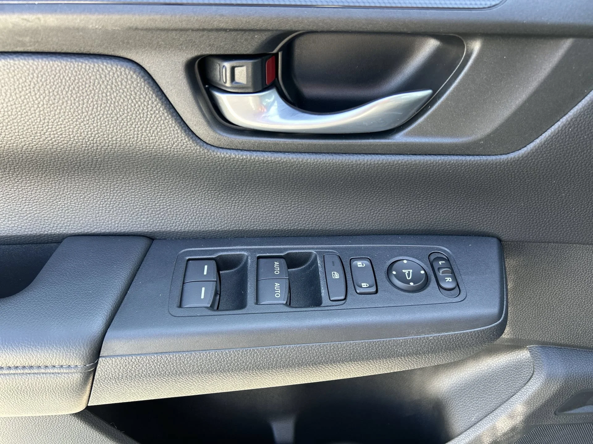 2024 Honda CR-V EX - Photo 15
