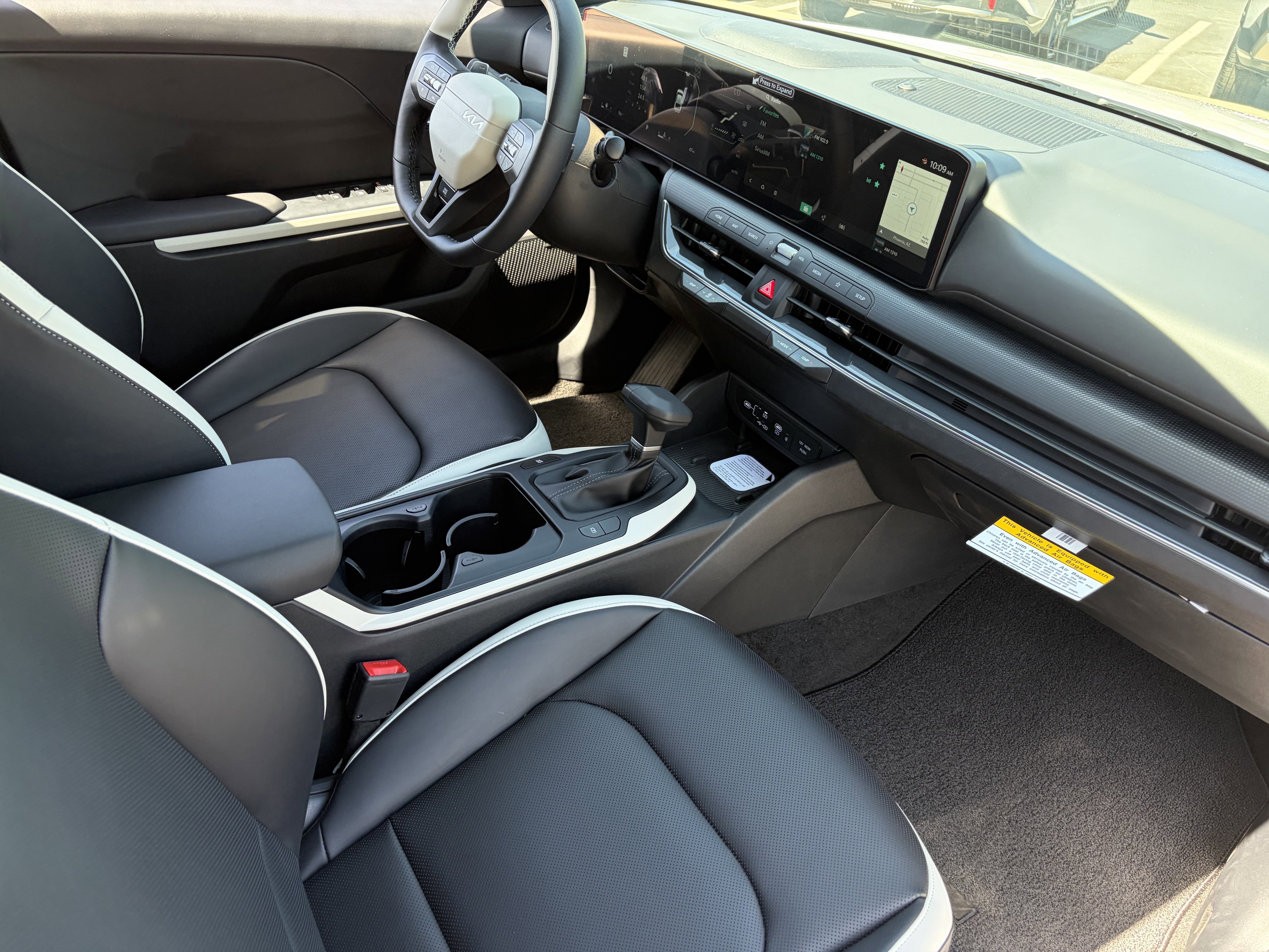 New 2026 Snow White Pearl Kia GT-Line image 10