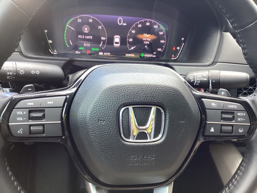 Used 2024 Gray Honda Touring image 19