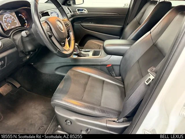 Used 2022 White Jeep Laredo X image 16