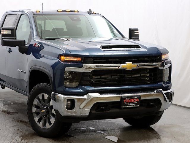 2026 Chevrolet Silverado 2500 HD LT - Photo 3