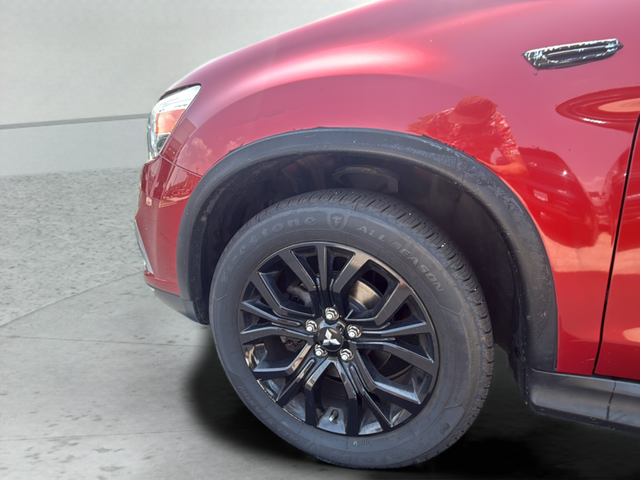 Used 2019 Red Mitsubishi 2.0 LE image 25