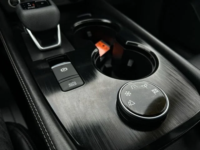 Used 2021 Gray Nissan Platinum image 48
