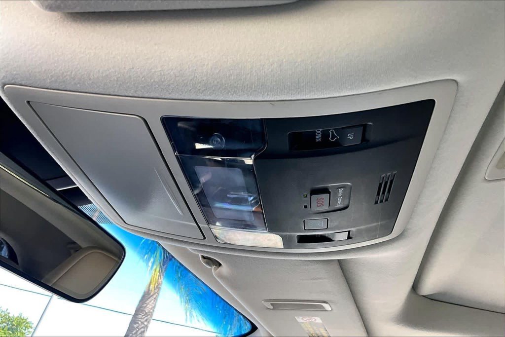 Used 2018 Beige Lexus 350 image 32