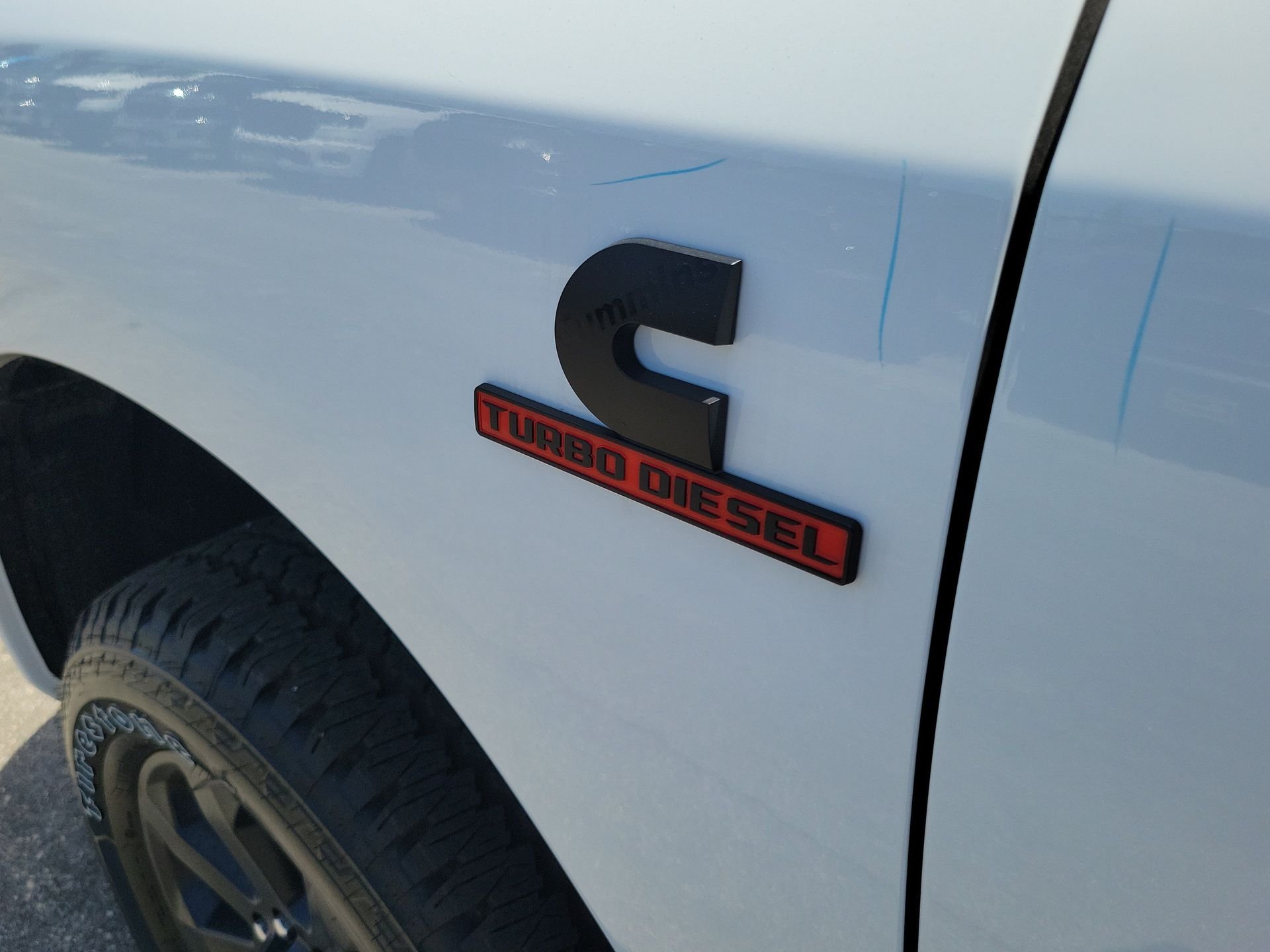 New 2026 Bright White Clear-Coat Exterior Paint RAM Laramie image 23
