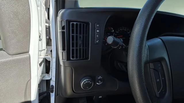 Used 2024 Summit White GMC Work Van image 22