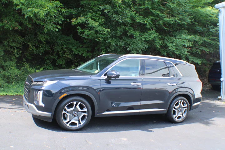 Used 2025 Moonlight Cloud Hyundai SEL Premium 7P image 4