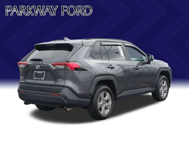 Used 2023 Gray Toyota XLE image 5
