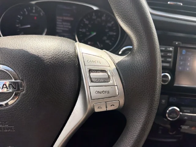 Used 2016 Red Nissan SV image 25