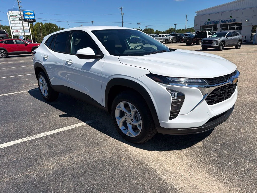 New 2026 Summit White Chevrolet LS image 7