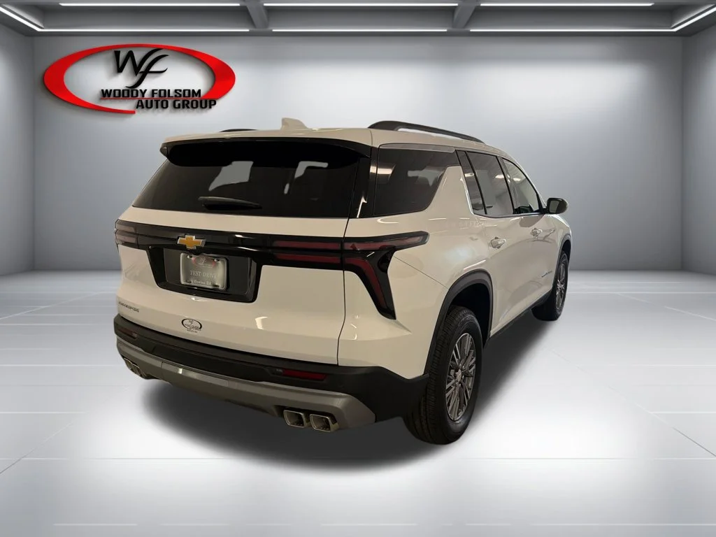 New 2027 Summit White Chevrolet LT image 6
