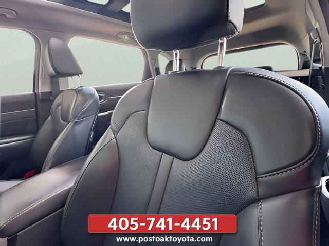 Used 2023 Silver Kia SX image 16