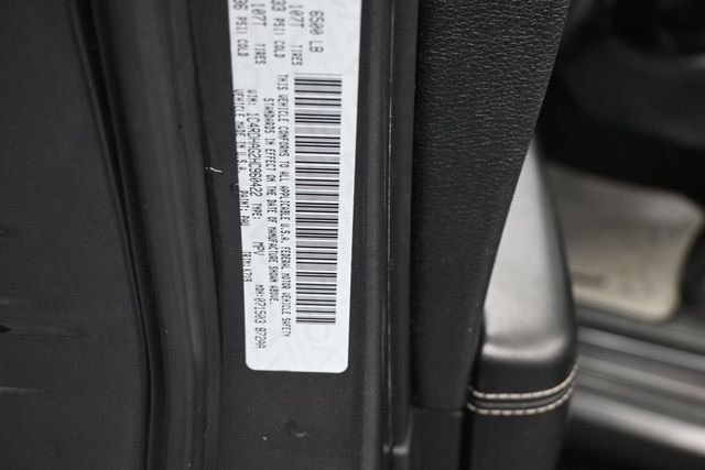 Used 2017 Gray Dodge SXT image 20