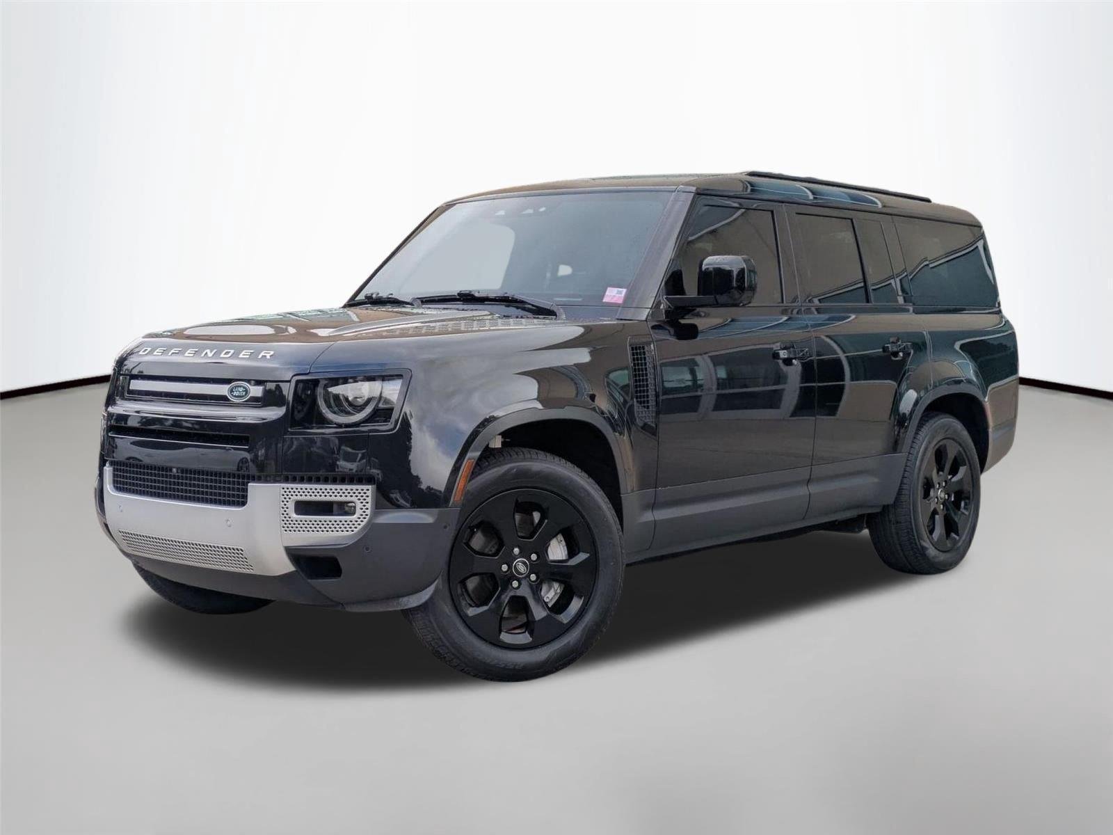 Used 2025 Santorini Black Metallic Land Rover S image 1