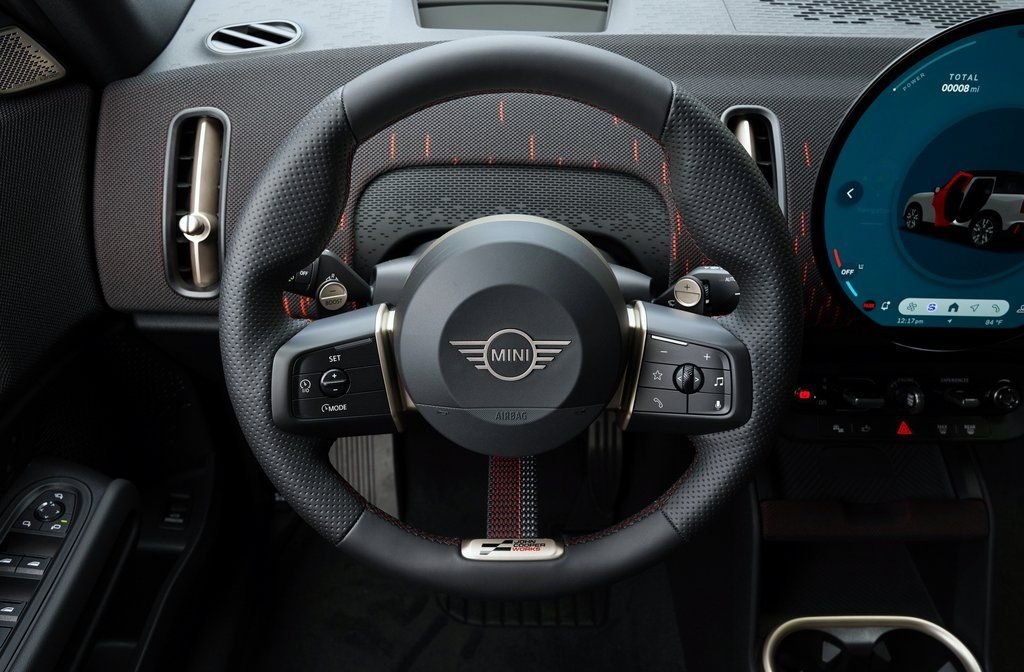2025 MINI Countryman John Cooper Works - Photo 15