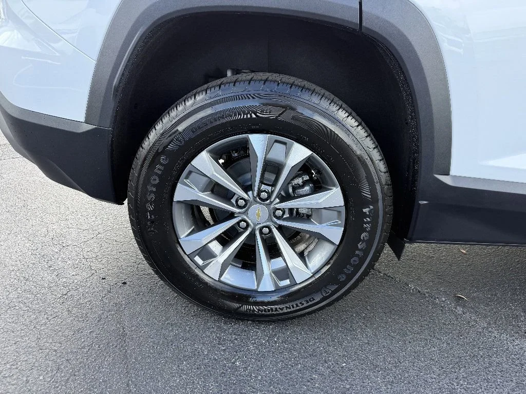 2026 Chevrolet Equinox LT - Photo 10