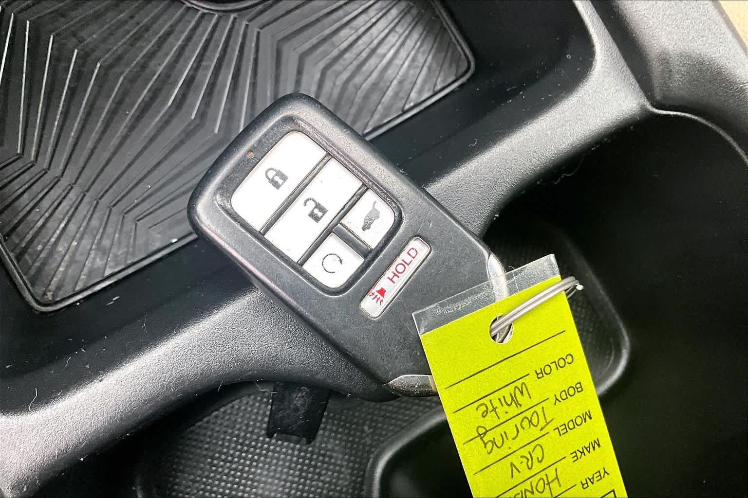 Used 2018 White Diamond Pearl Honda Touring image 15