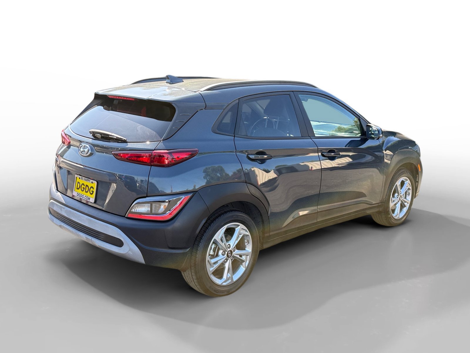 Used 2022 Thunder Gray Hyundai SEL image 5