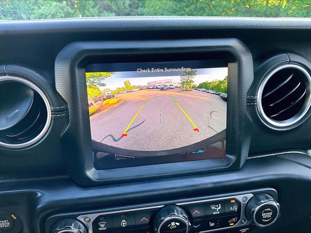 Used 2023 Silver Jeep Sahara 4xe image 19