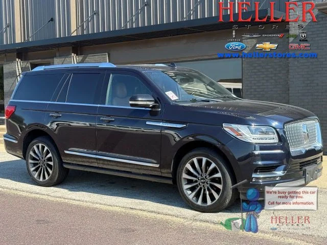 Used 2021 Signature Navy Lincoln Reserve image 1