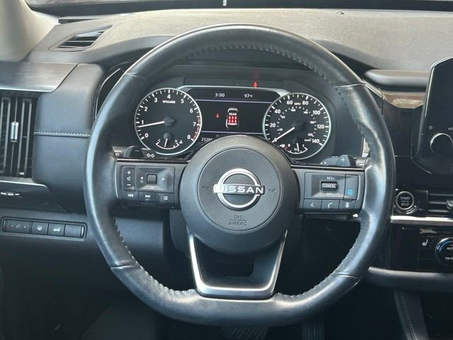 Used 2024 Red Nissan SL image 12