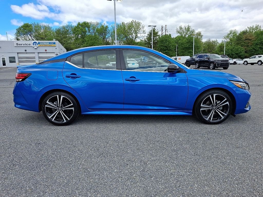 Used 2022 Blue Nissan SR image 8