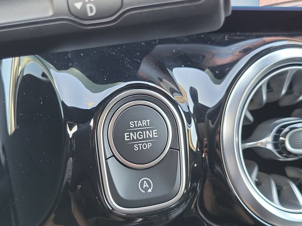 New 2026 Cirrus Silver Metallic Mercedes-Benz GLA 250 image 26