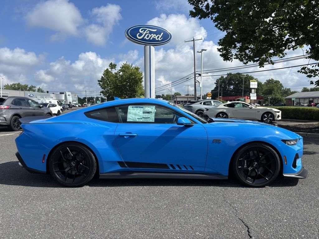 2025 Ford Mustang GT Fastback - Photo 12
