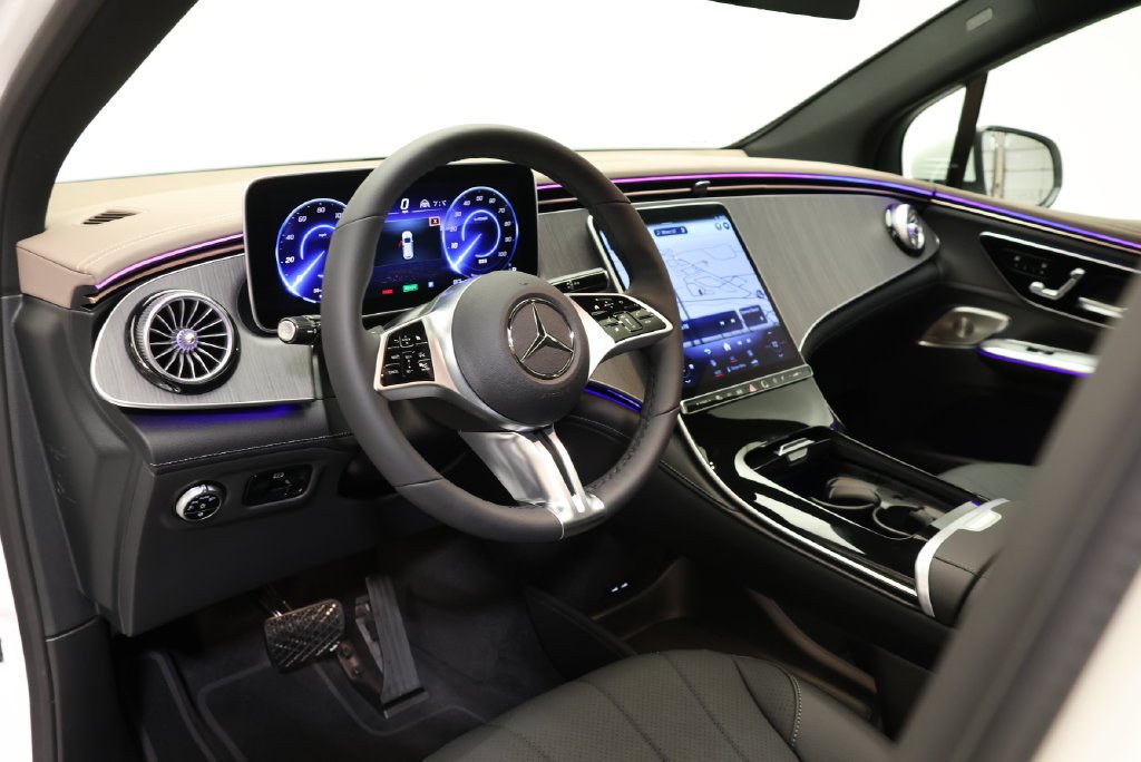 New 2027  Mercedes-Benz 320 SUV image 36
