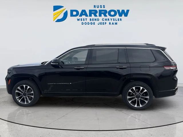 Used 2023 Black Jeep Overland image 2