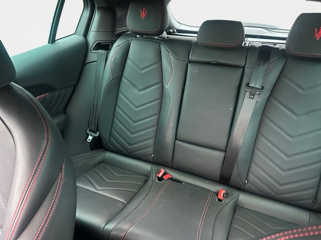 Used 2023  Maserati Modena image 9