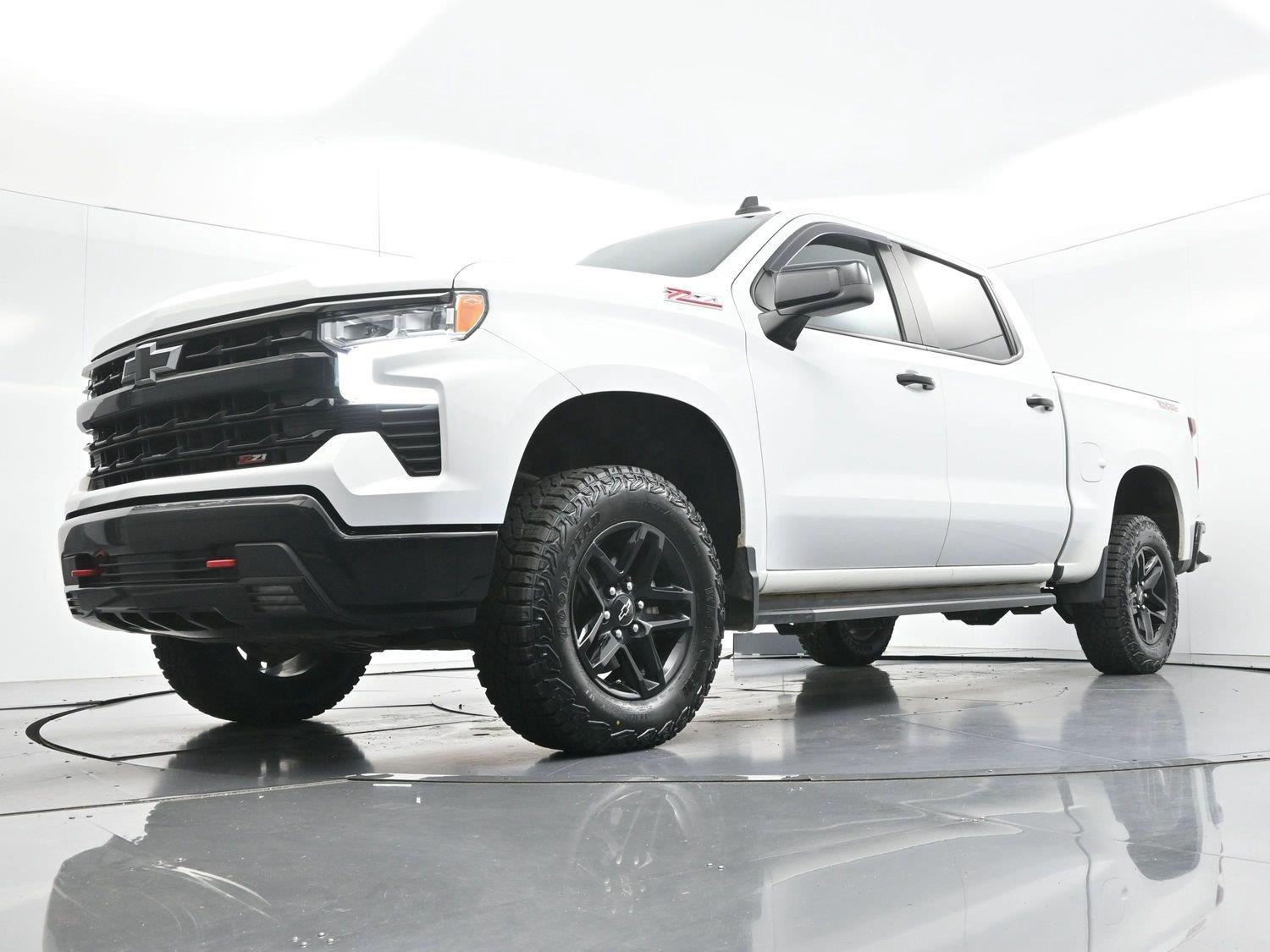 Used 2024 Summit White Chevrolet LT Trail Boss image 44