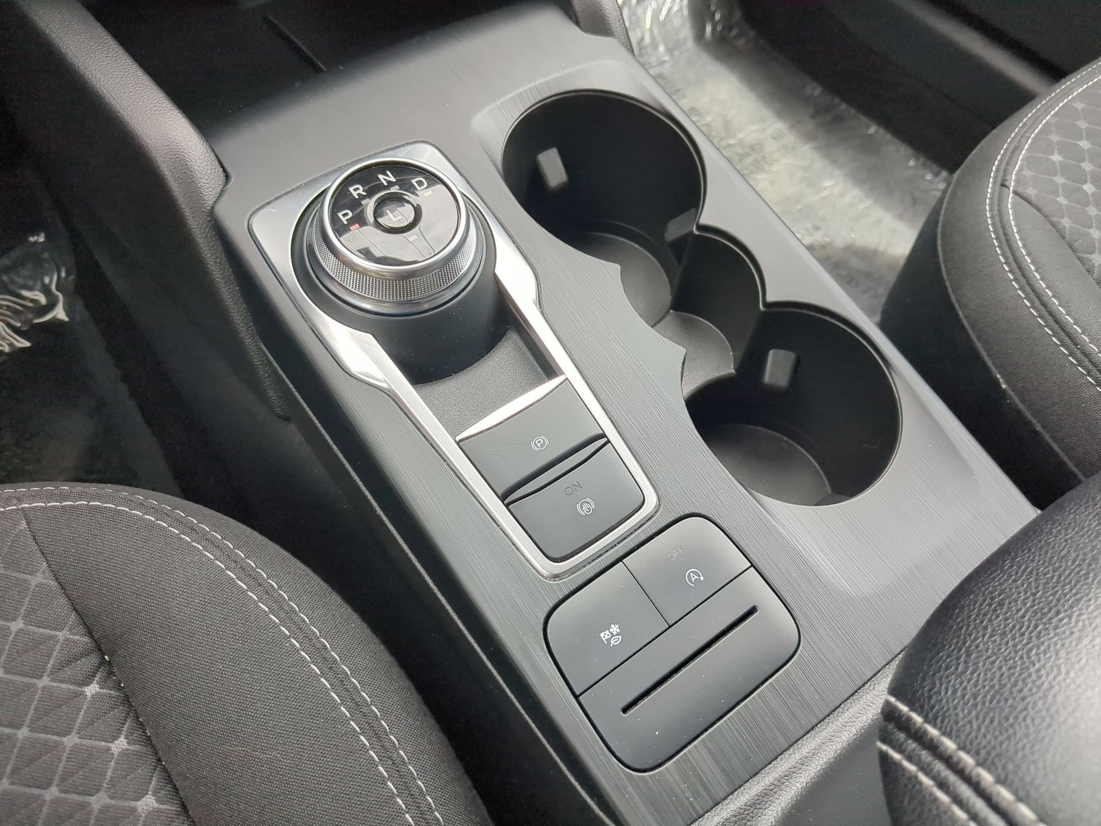 Used 2025 Silver Metallic Ford Active image 25