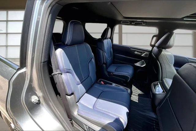 New 2027 Silver INFINITI SPORT image 27
