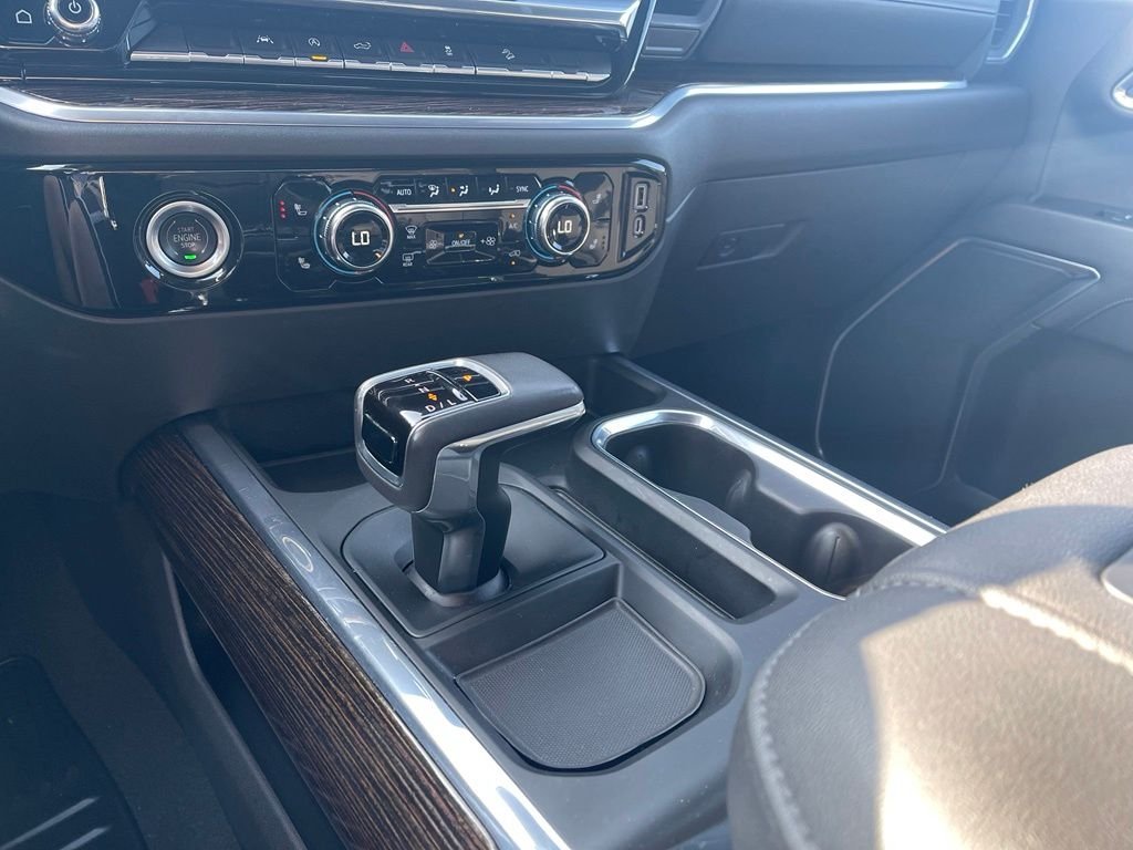 Used 2022 Dynamic Blue Metallic GMC Elevation image 15