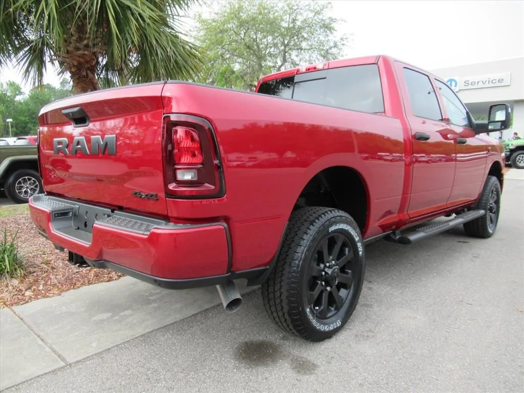 New 2026 Molten Red Pearl-Coat Exterior Paint RAM Black Express image 6