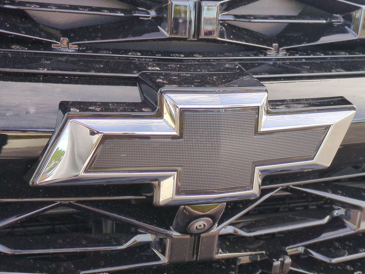 Used 2026 Mosaic Black Metallic Chevrolet RS image 36