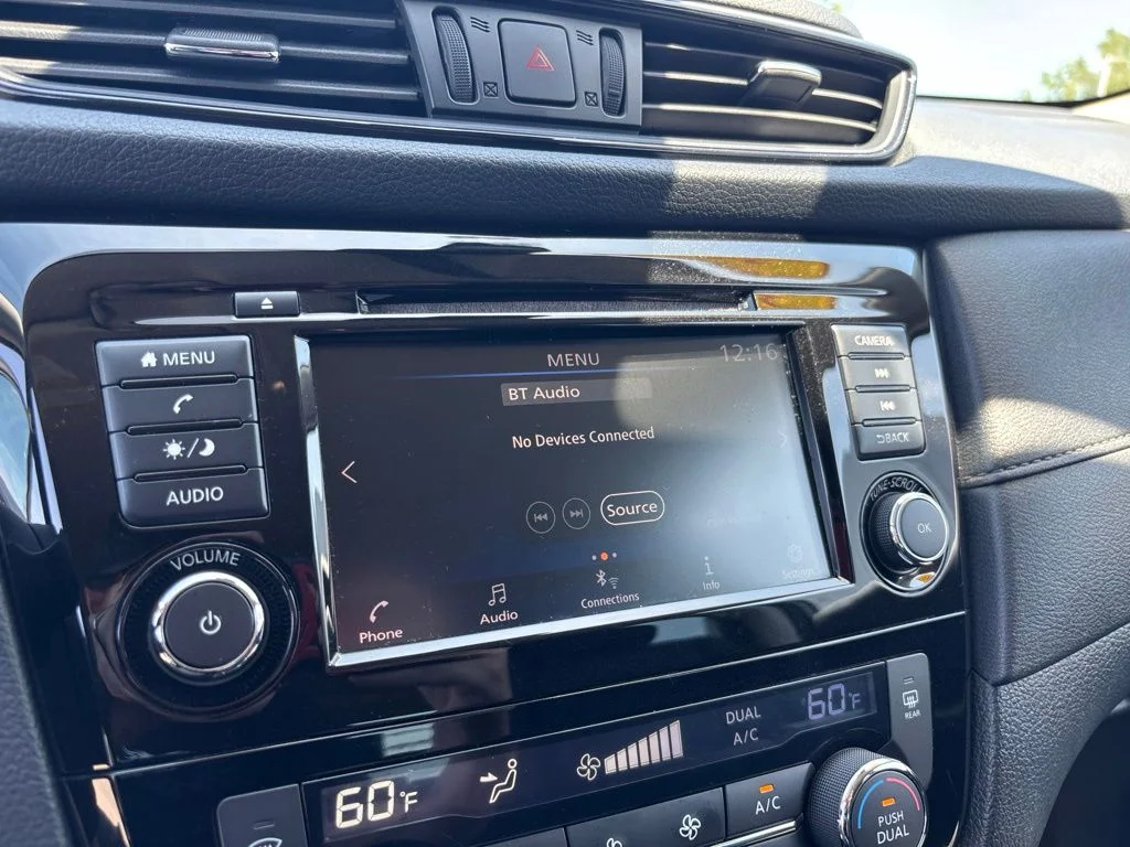 Used 2019 Gray Nissan SV image 24