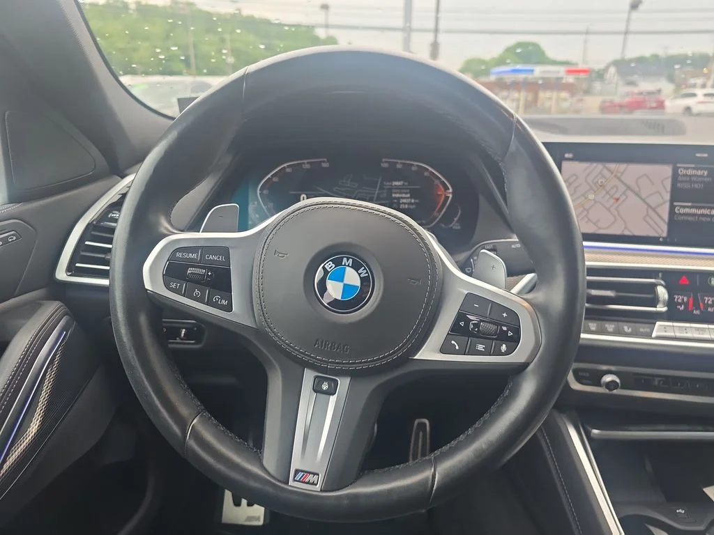 Used 2021 White BMW xDrive40i image 18