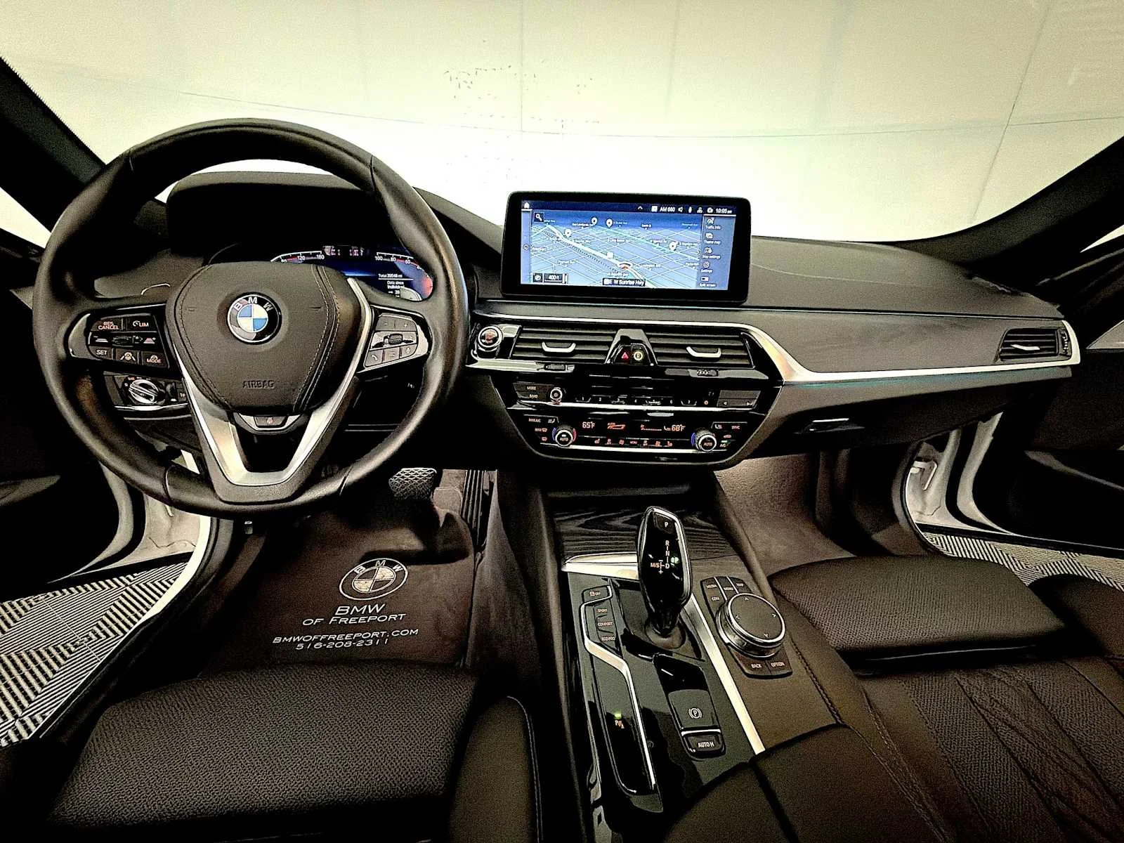 2023 BMW 5 Series 540i - Photo 16