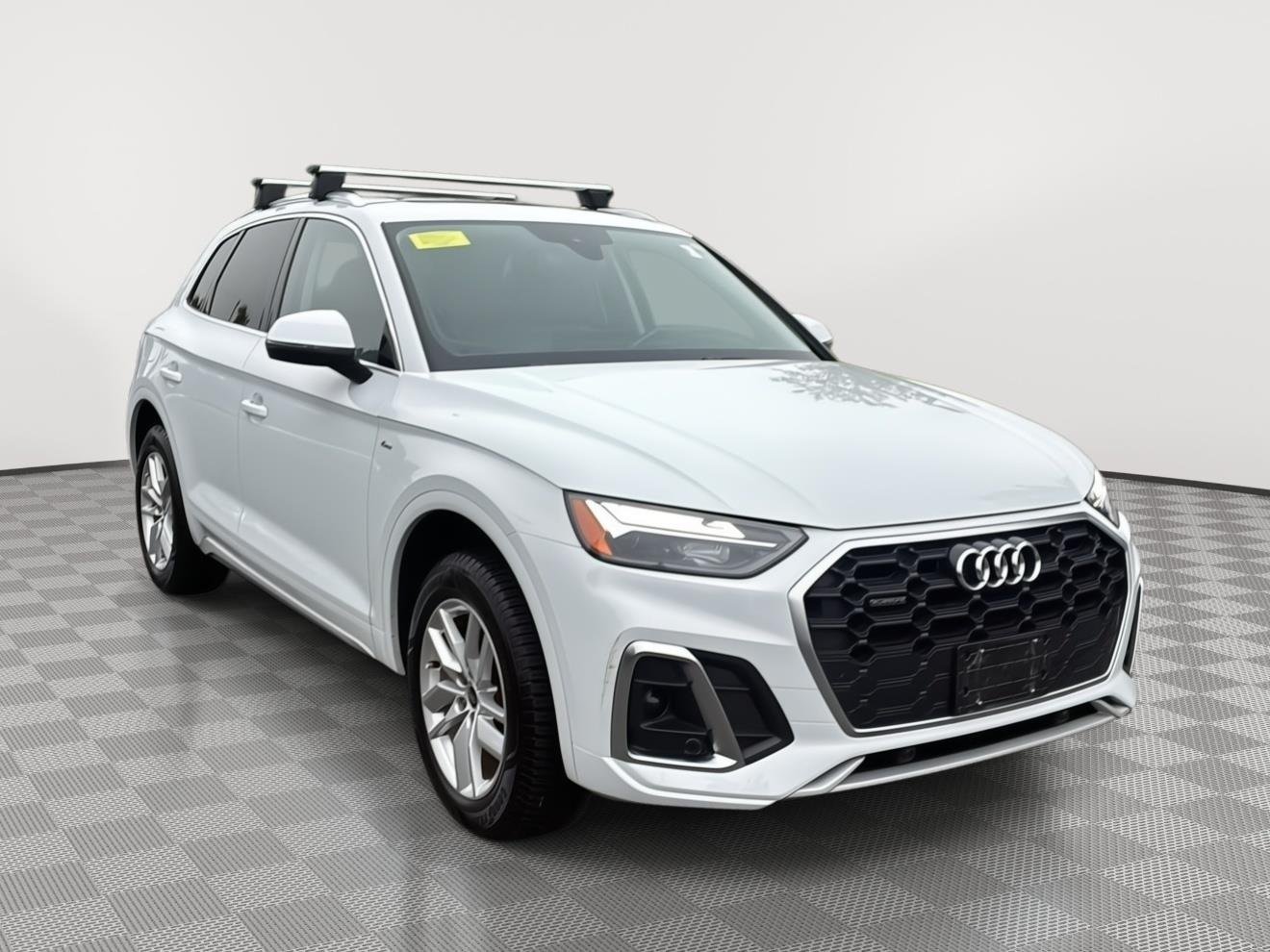 Used 2022 Glacier White Metallic Audi S line Premium image 3