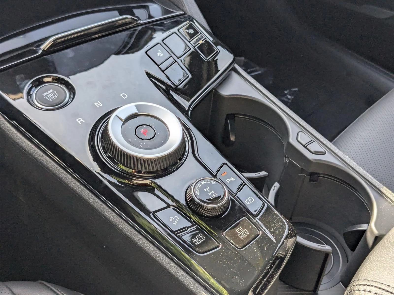 2025 Kia Sportage X-Line - Photo 25