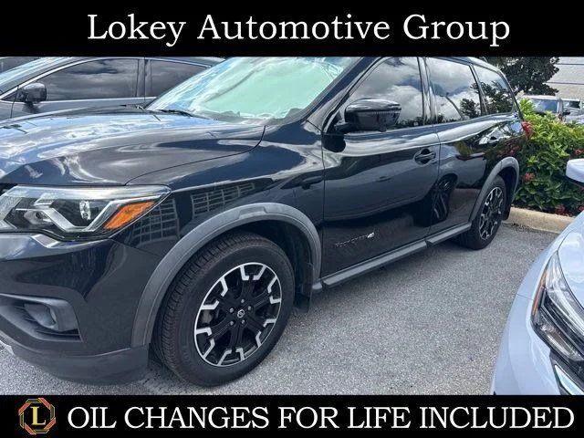Certified Used 2020 Black Nissan SL image 1