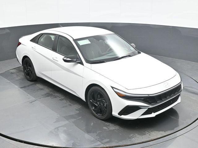 New 2026 White Hyundai SEL Sport image 14