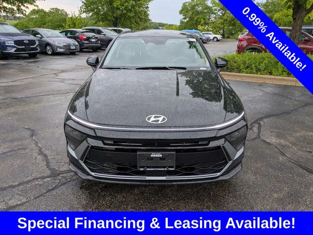 Certified Used 2026 Black Hyundai SE image 2