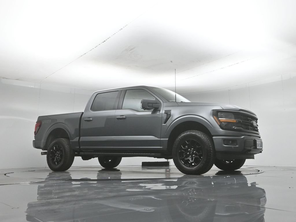 Certified Used 2026 Gray Ford XLT image 4