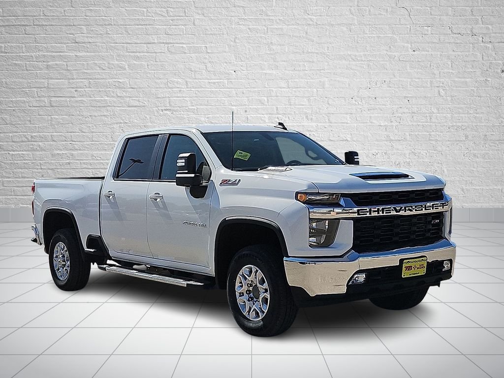 Used 2023 White Chevrolet LT image 6