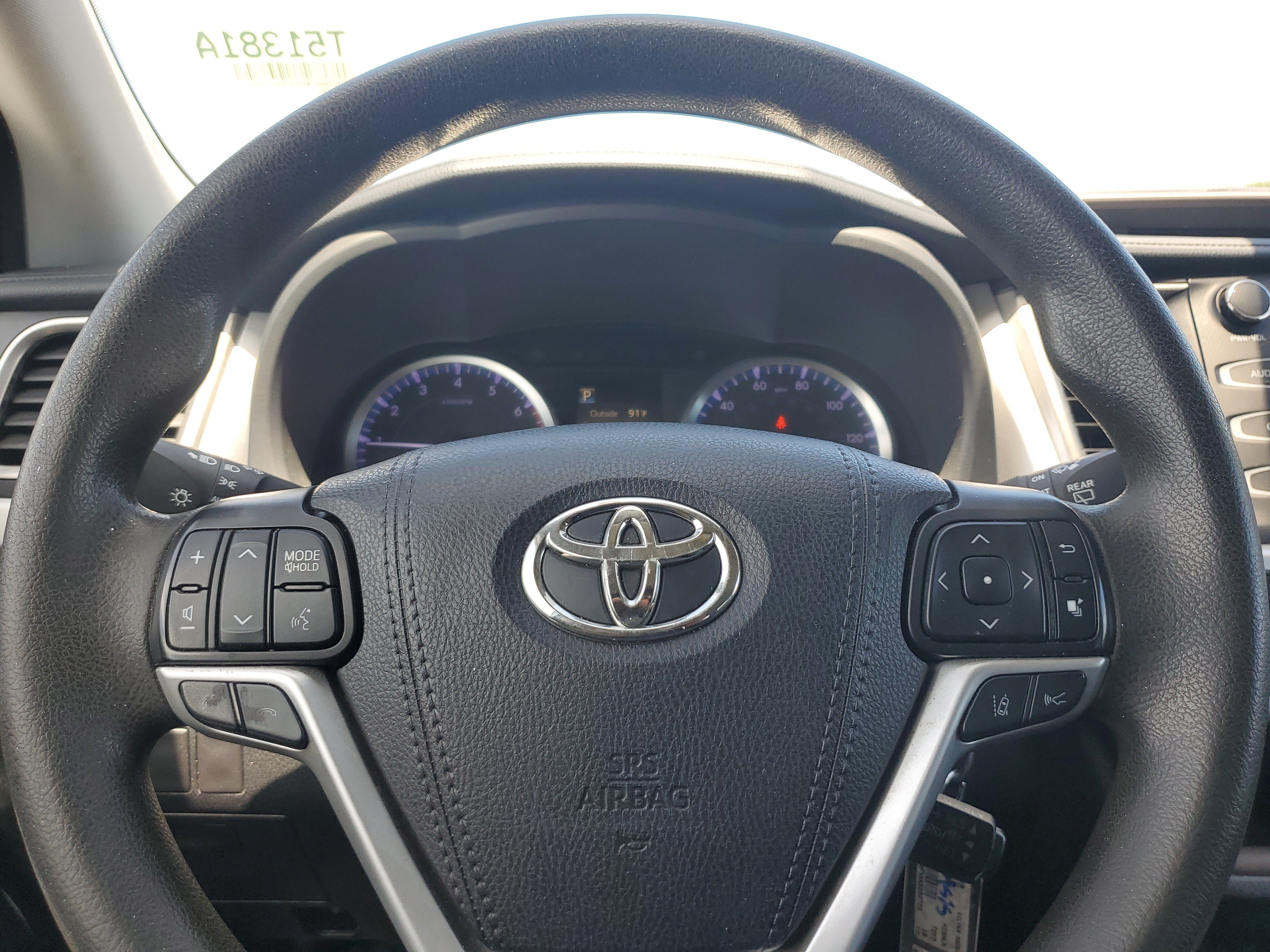 Used 2019 Celestial Silver Metallic Toyota LE image 23